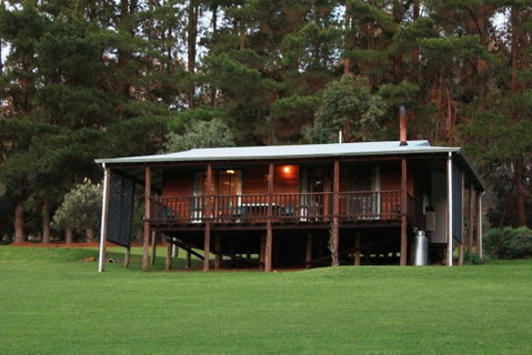 Hawke Brook Chalets - Accommodation Gladstone 13