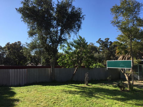 â˜… Stylish Family Home! â˜… - Accommodation Gladstone 27