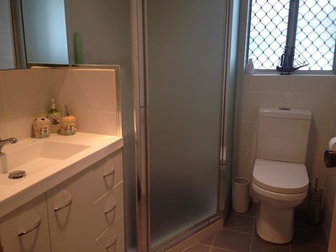 â˜… Stylish Family Home! â˜… - Accommodation Gladstone 22