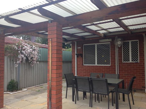 â˜… Stylish Family Home! â˜… - Accommodation Gladstone 24