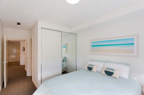 Beachside Living - South Fremantle - Accommodation Gladstone 5