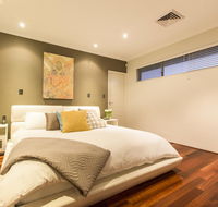 Ambar Villa Between City and Freo - Accommodation Gladstone