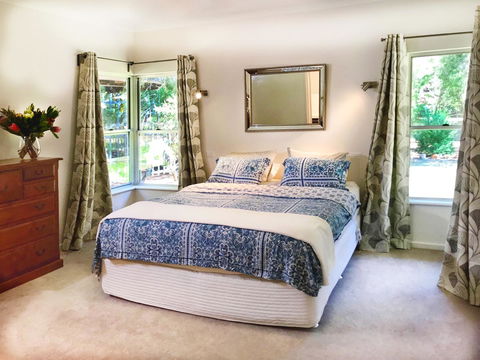 For The Birds Yallingup - Accommodation Gladstone 9