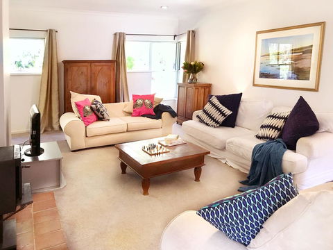For The Birds Yallingup - Accommodation Gladstone 14