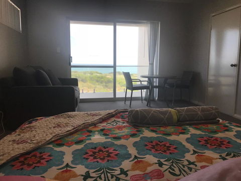 Beach House At SeaScapes.. - Accommodation Gladstone 13