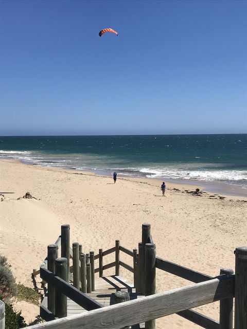 Beach House At SeaScapes.. - Accommodation Gladstone 28