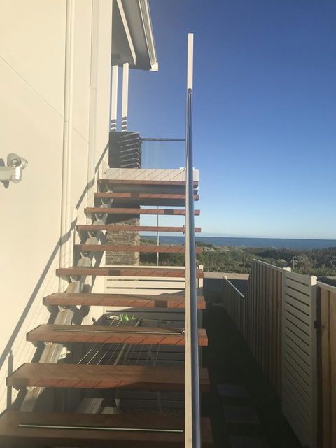 Beach House At SeaScapes.. - Accommodation Gladstone 25