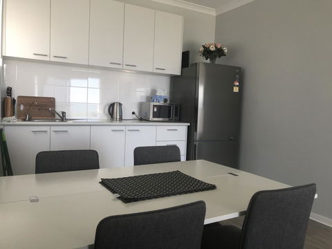 Beach House At SeaScapes.. - Accommodation Gladstone 21