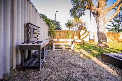 The Bothy Lancelin Family Retreat - Accommodation Gladstone 10