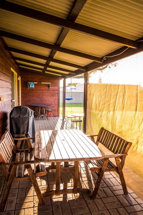 The Bothy Lancelin Family Retreat - Accommodation Gladstone 9