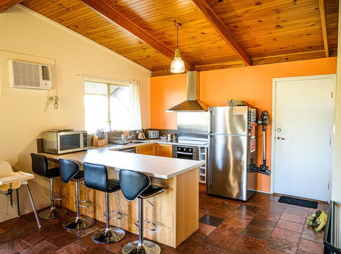 The Bothy Lancelin Family Retreat - Accommodation Gladstone 5