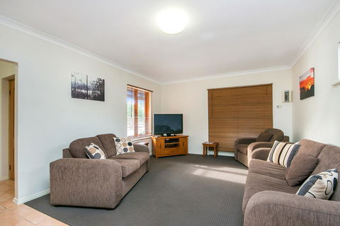 Coranda Lodge - Accommodation Gladstone 6
