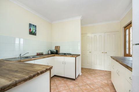 Coranda Lodge - Accommodation Gladstone 17