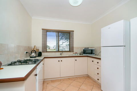 Coranda Lodge - Accommodation Gladstone 4