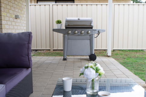 The Beach House - Accommodation Gladstone 18