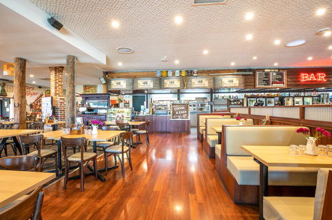 Nightcap At Wanneroo Tavern - Accommodation Gladstone 32