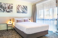 Book Wanneroo Accommodation Vacations Accommodation Gladstone Accommodation Gladstone