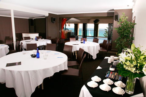 Cottesloe Beach Hotel - Accommodation Gladstone 18