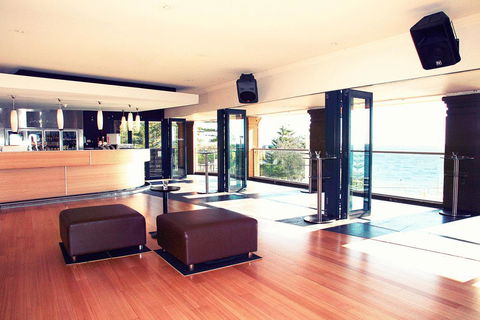 Cottesloe Beach Hotel - Accommodation Gladstone 12