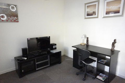 South Beach 49 - Accommodation Gladstone 1