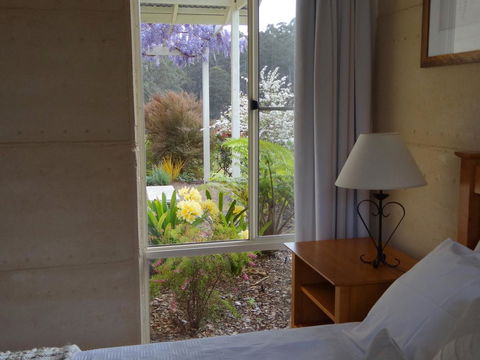 Big Brook Retreat - Accommodation Gladstone 2