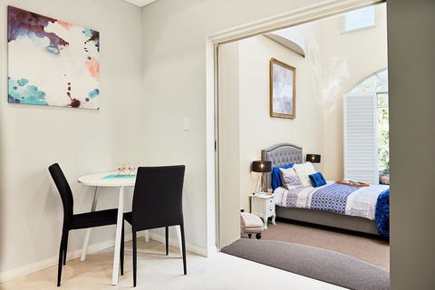 Sorrento Beach Manor - Accommodation Gladstone 8