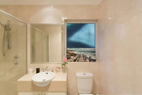 Sorrento Beach Manor - Accommodation Gladstone 22