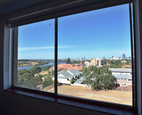 Lawley Luxury Views - Perth City, Swan River - Accommodation Gladstone 28