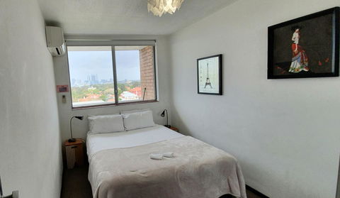 Lawley Luxury Views - Perth City, Swan River - Accommodation Gladstone 10