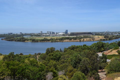 Lawley Luxury Views - Perth City, Swan River - Accommodation Gladstone 30