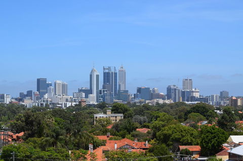 Lawley Luxury Views - Perth City, Swan River - Accommodation Gladstone 29