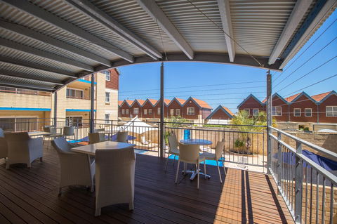 Hillarys Harbour Resort - Accommodation Gladstone 3