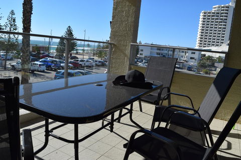 Sandcastles At The Beach Outstanding Location! - Accommodation Gladstone 2
