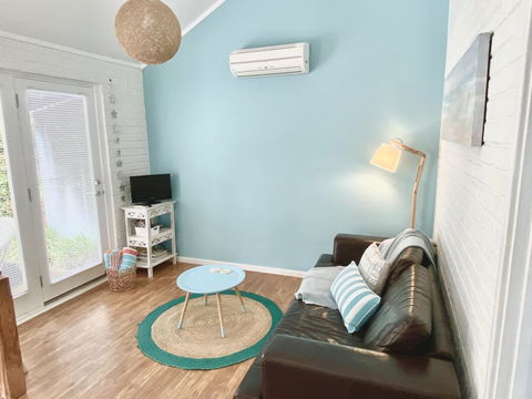 Whitesands Holiday Villas - Accommodation Gladstone 7
