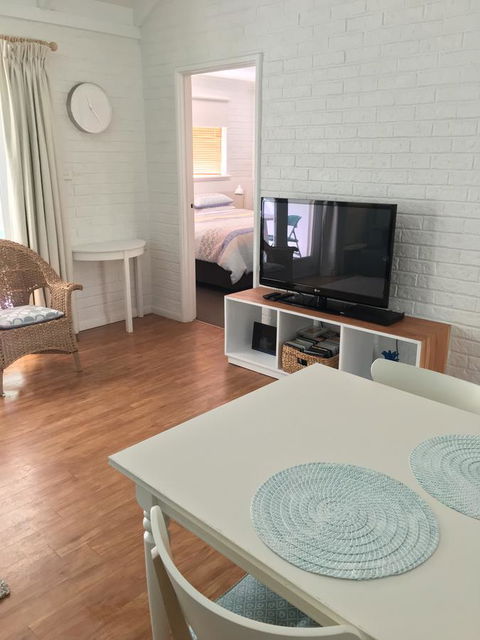 Whitesands Holiday Villas - Accommodation Gladstone 18