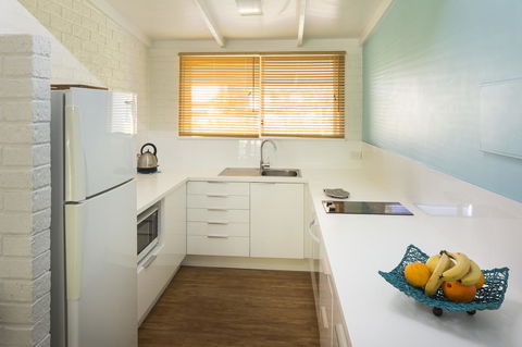 Whitesands Holiday Villas - Accommodation Gladstone 13
