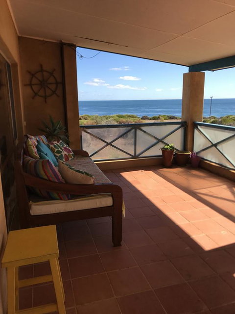 Surf Views - Accommodation Gladstone 10