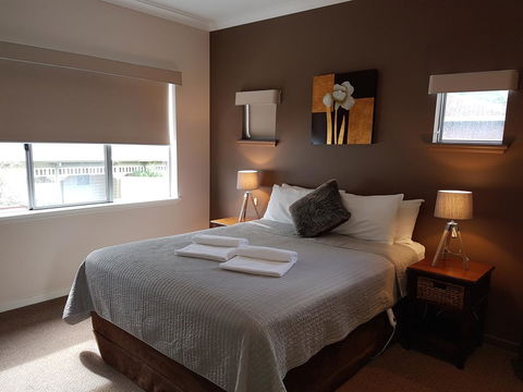 Adamsons Riverside Accommodation - Accommodation Gladstone 35