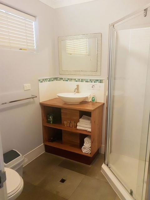 Adamsons Riverside Accommodation - Accommodation Gladstone 12