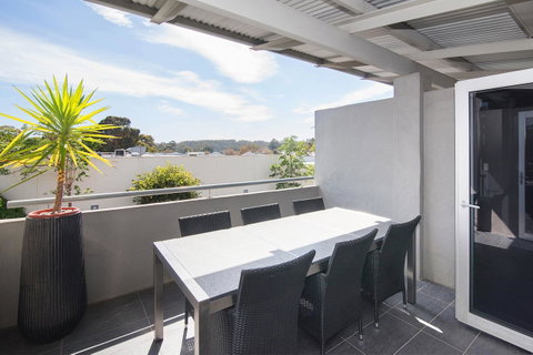 Rooftop Margaret River - Accommodation Gladstone 13
