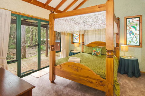 Yelverton Brook Conservation Sanctuary - Accommodation Gladstone 21