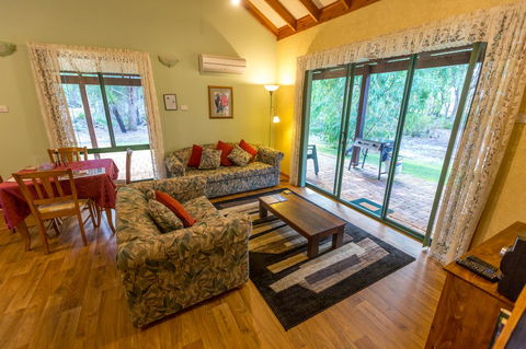 Yelverton Brook Conservation Sanctuary - Accommodation Gladstone 13