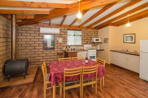 Yelverton Brook Conservation Sanctuary - Accommodation Gladstone 33