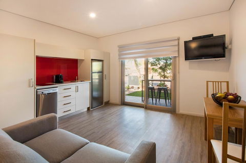 Latitude20 The Dunes - Accommodation Gladstone 3