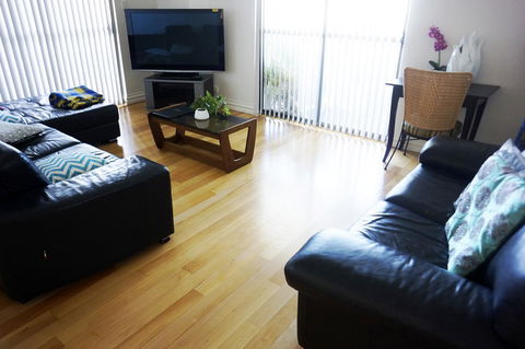 Ada South Fremantle - Accommodation Gladstone 2