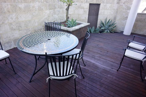Ada South Fremantle - Accommodation Gladstone 23