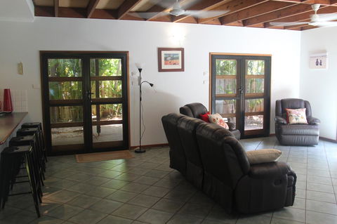 Beach House On Fox - Accommodation Gladstone 14