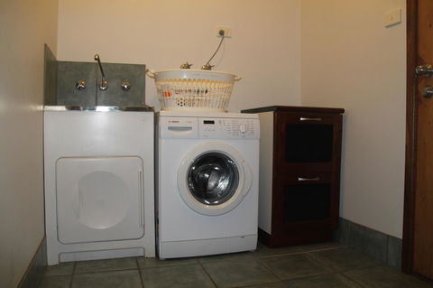 Beach House On Fox - Accommodation Gladstone 25