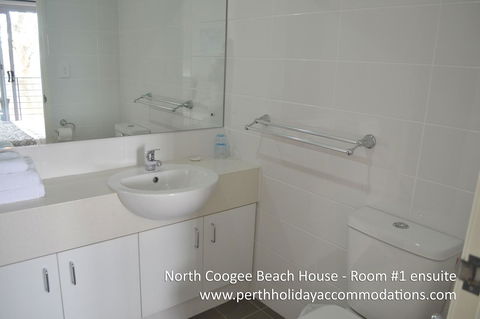 North Coogee Beach House - Accommodation Gladstone 21