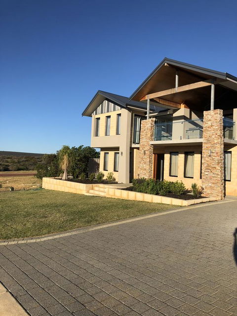 The Shak Kalbarri - Accommodation Gladstone 0